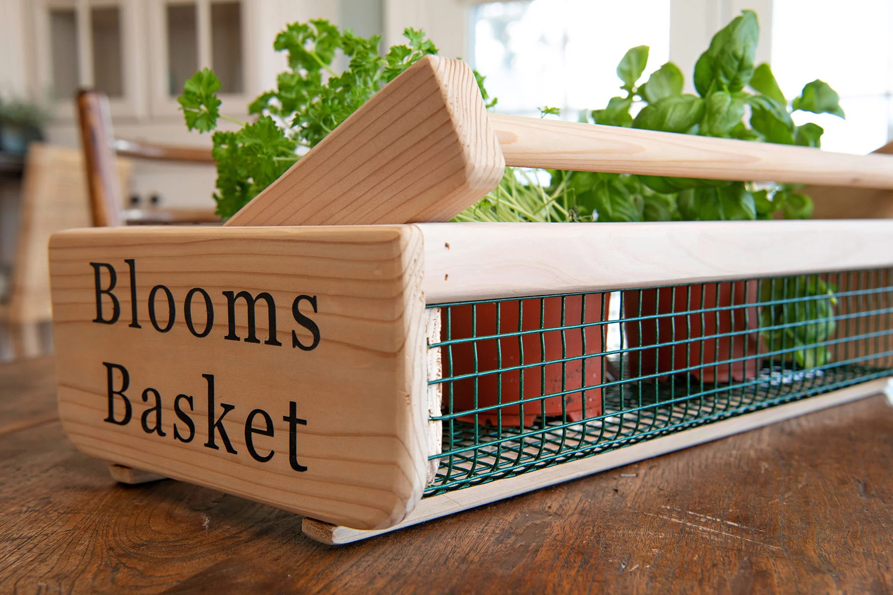 Blooms Basket Garden Carrier - Image 3