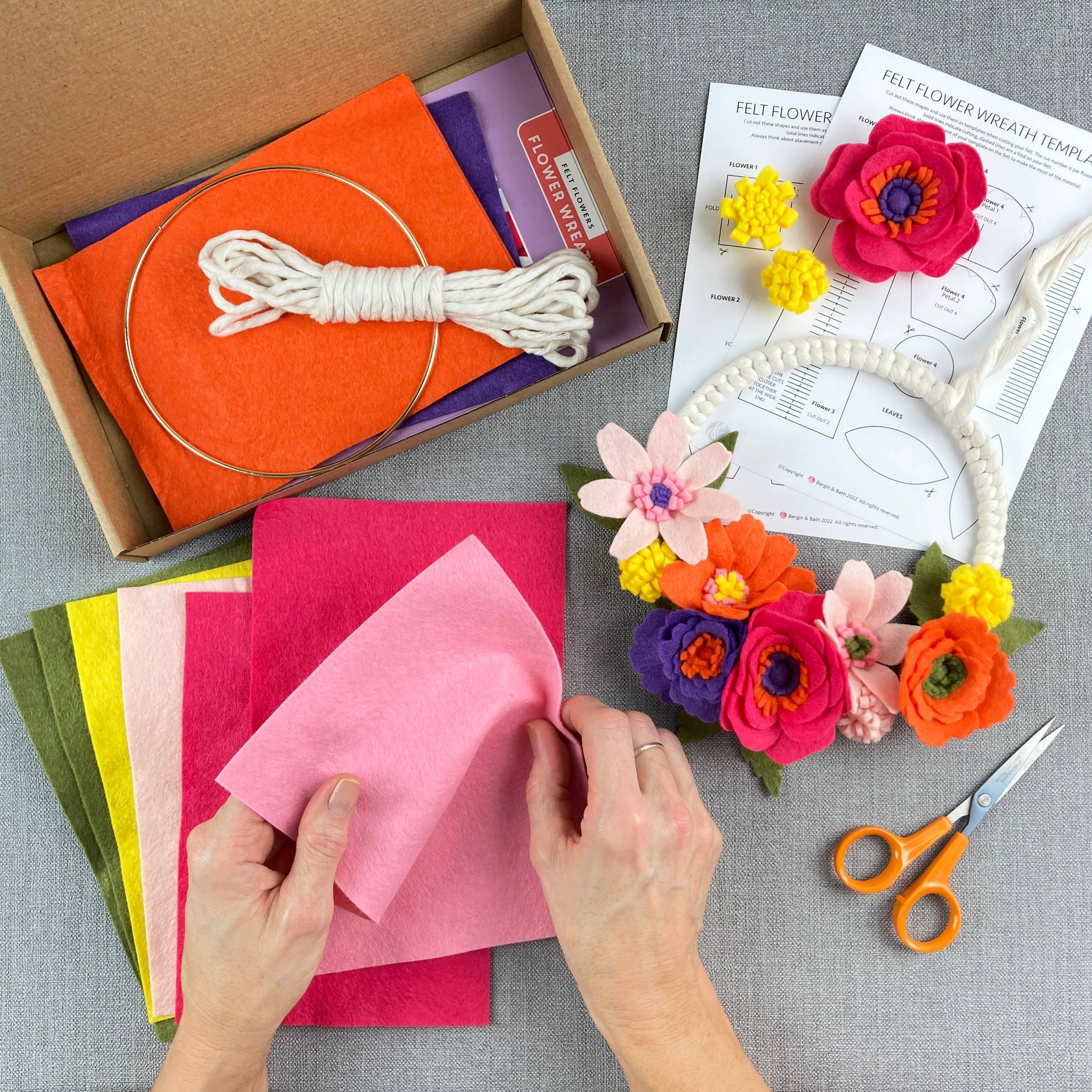 Felt Flower & Macrame Kit in Spring Wreath - Image 3