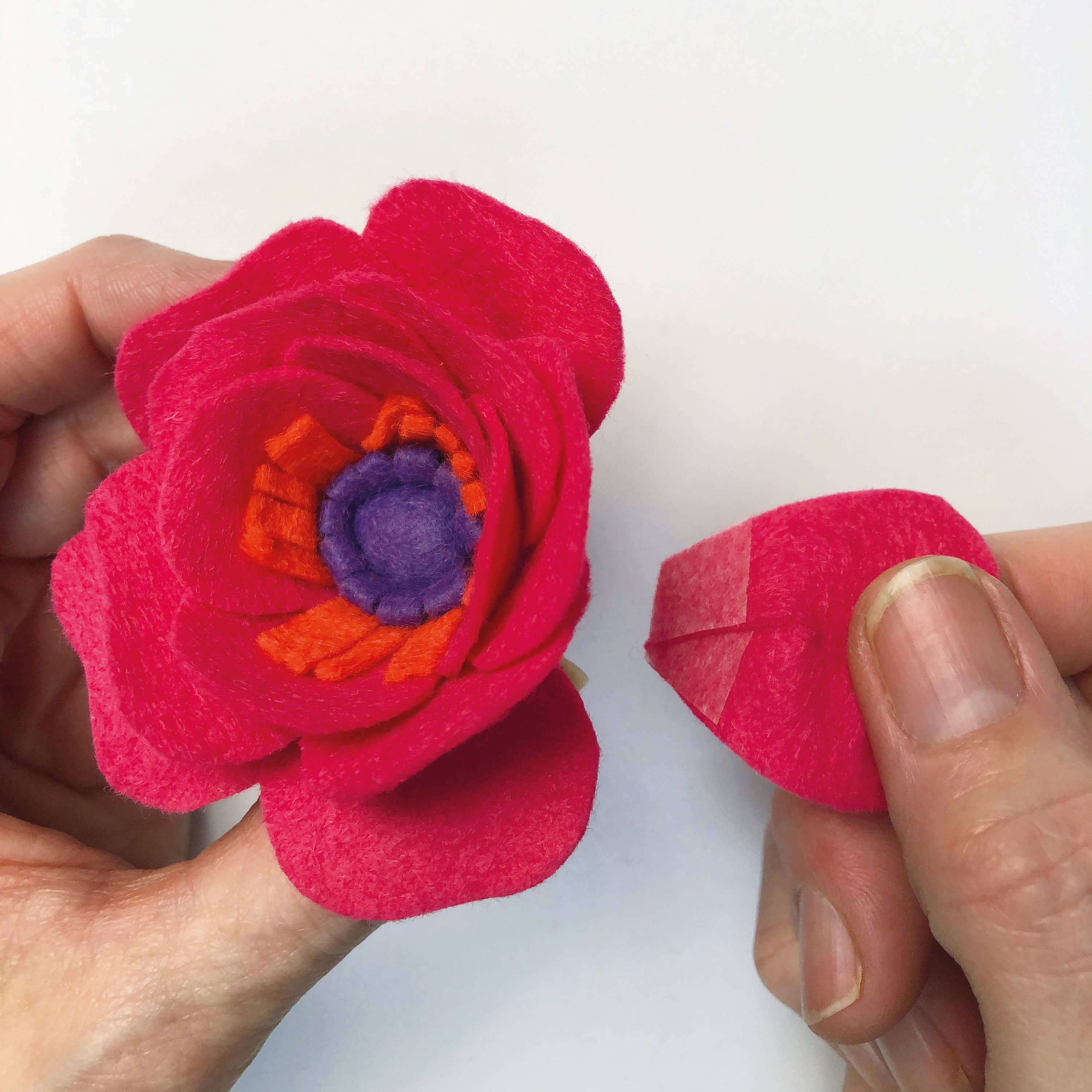 Felt Flower & Macrame Kit in Spring Wreath - Image 7