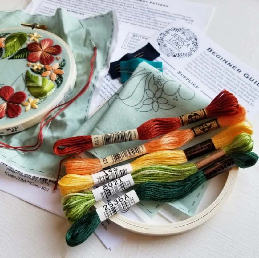 Floral Flourish Beginner Embroidery Kit - Image 3